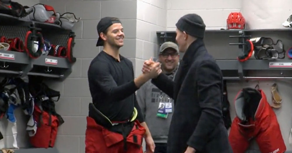 Puljujarvi officially arrives in Carolina, meets his new teammates