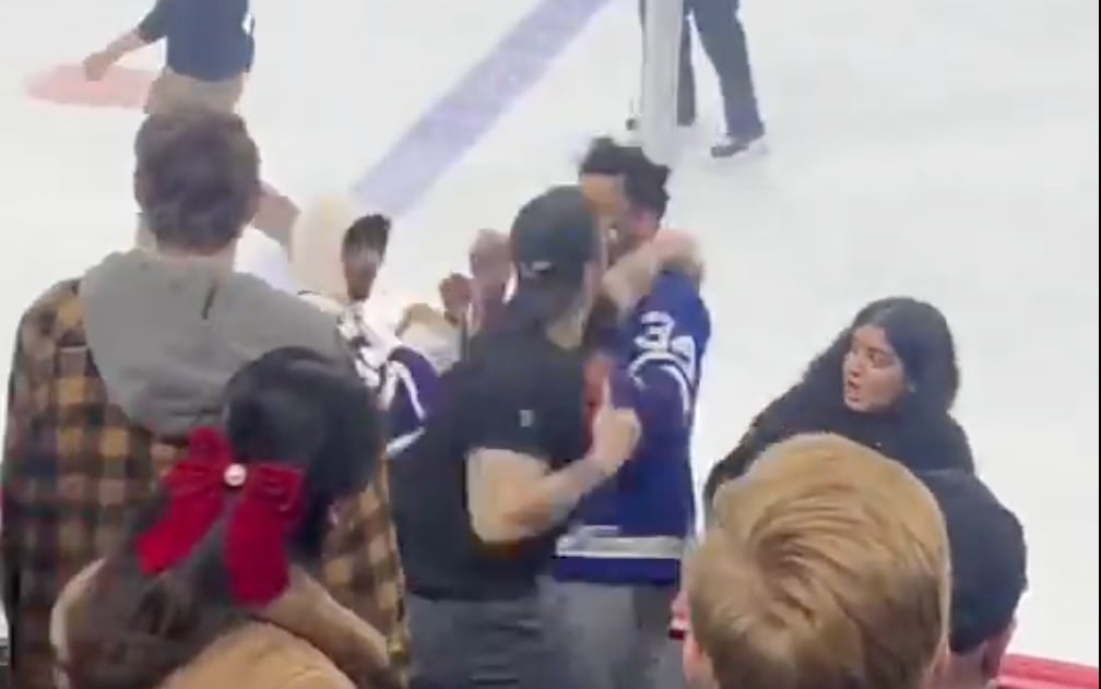 Enraged fan faces investigation in assault of two Leafs’ fans at Flyers’ game!