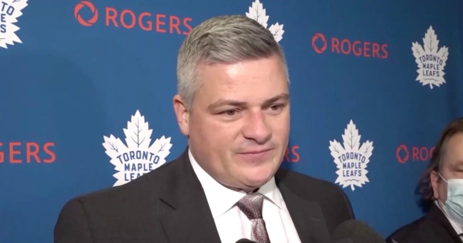 Sheldon Keefe forced to have difficult conversation with Pontus Holmberg