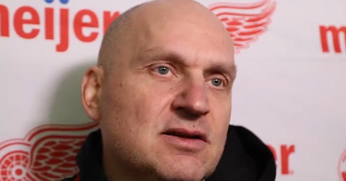 Derek Lalonde shares one important detail on Patrick Kane's injury.