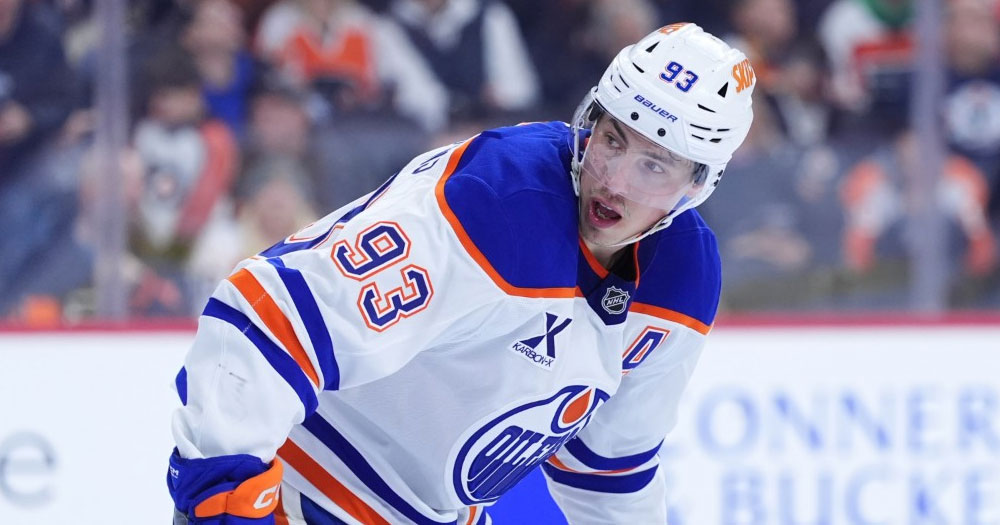 Oilers make a lineup decision on Ryan Nugent-Hopkins at Game 3 puck drop