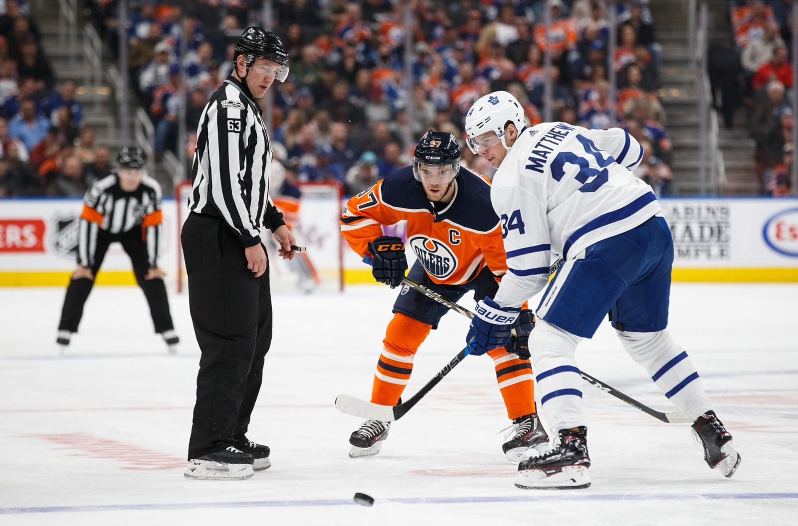 Connor McDavid manhandled on Twitter and it all comes back to Auston Matthews
