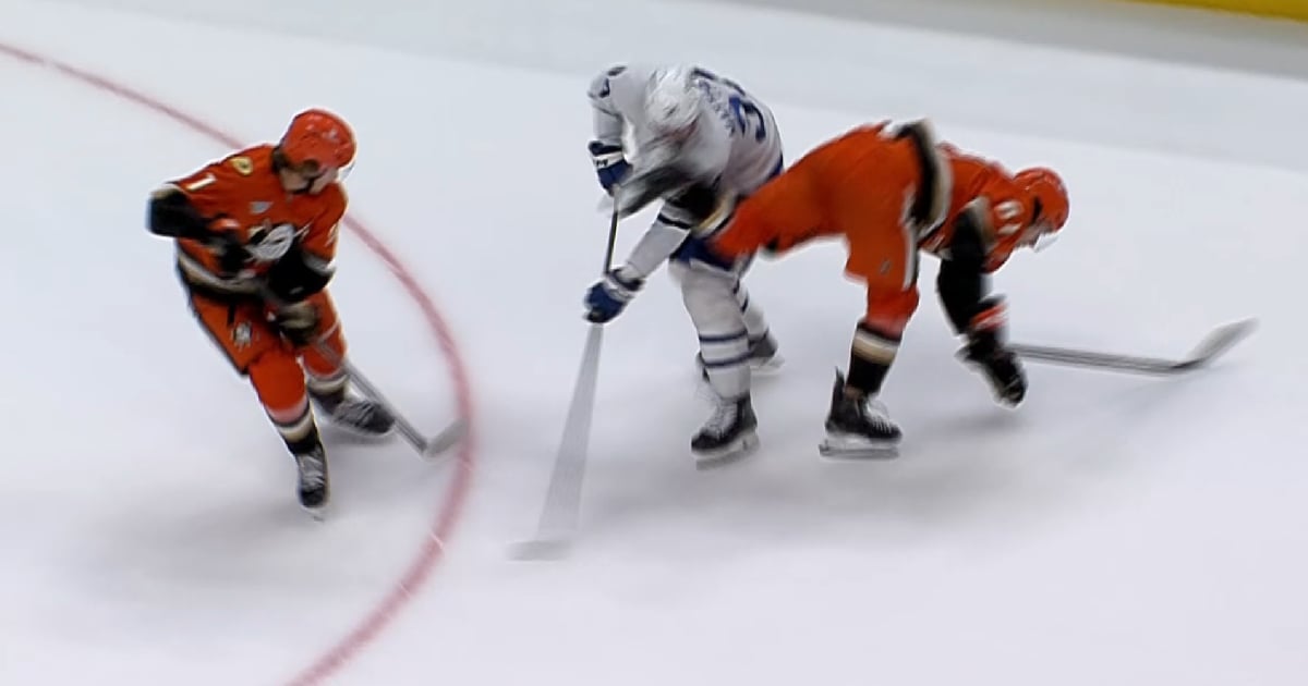 Cutter Gauthier hits Auston Matthews in the face with his skate.