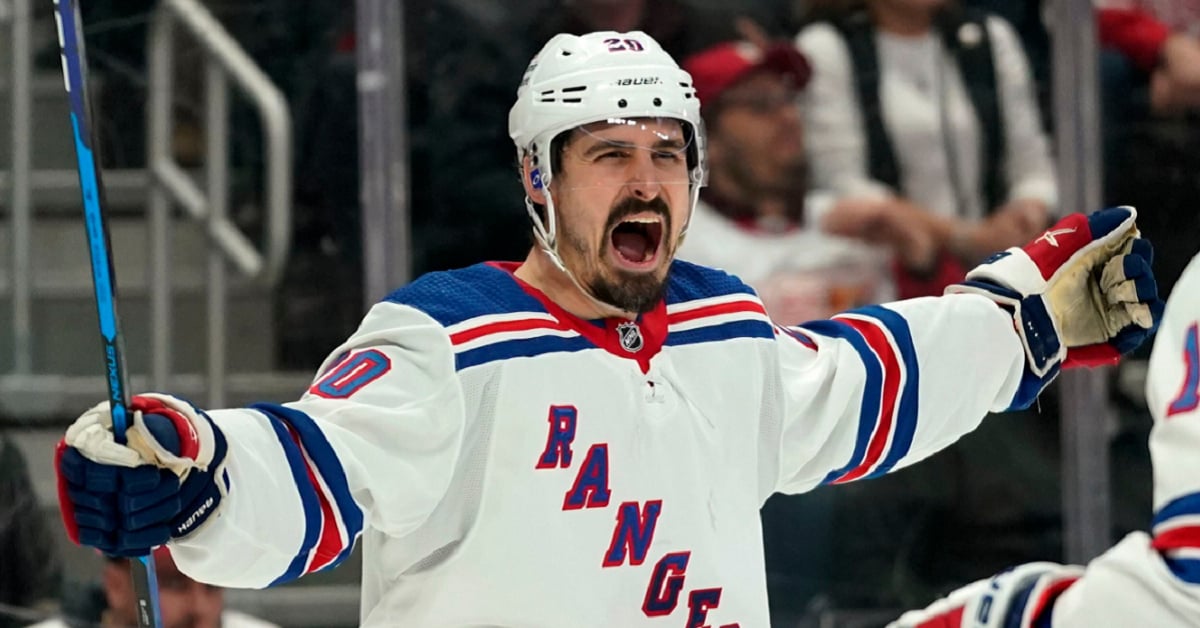 3 NHL players at risk of a trade after holiday roster freeze.