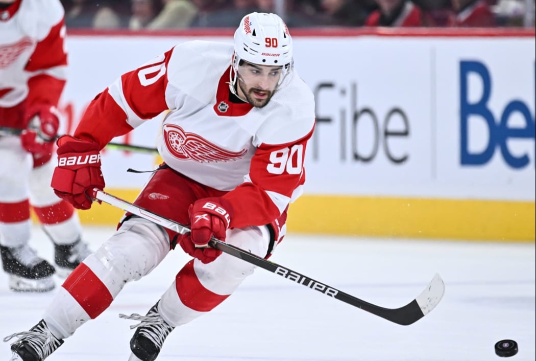 Joe Veleno addresses his contract situation with Red Wings 