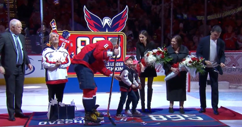 Ovechkin's sons not interested in Capitals' gift of golden mini-sticks