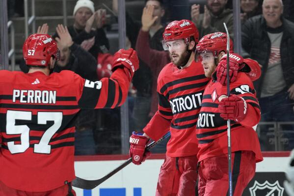 Red Wings announce injury to veteran forward 