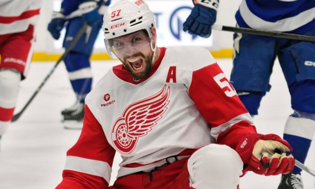 David Perron shares heartfelt message for Red Wings fans 