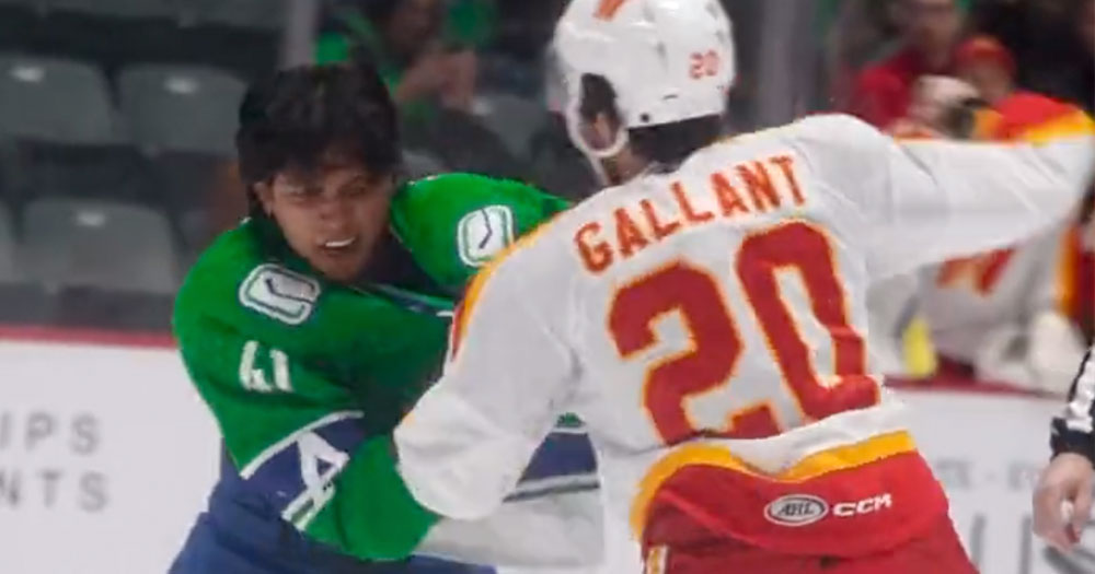 AHLers  Gallant and Kannok Leipert put on the scrap of the season!