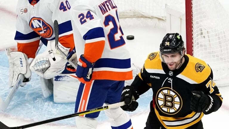 Report: Islanders could look to poach key Bruins forward 