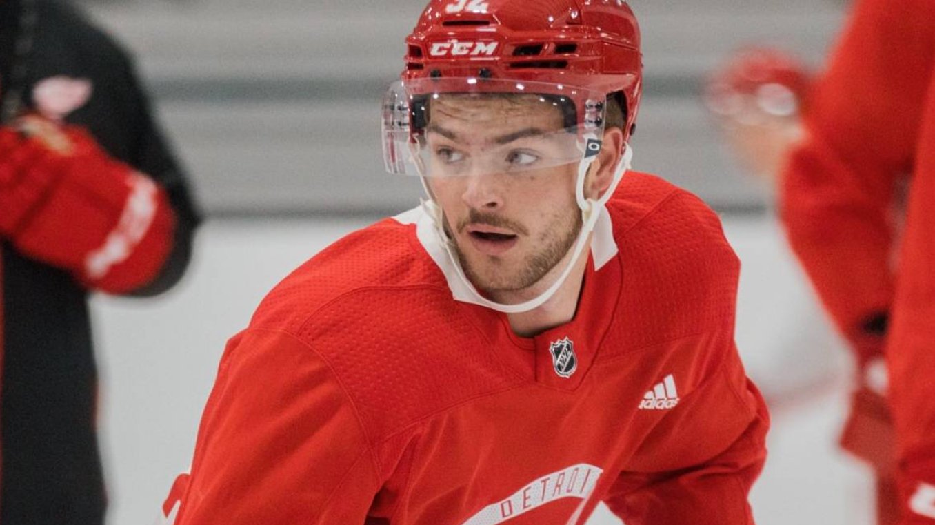 Red Wings announce next move for Carter Mazur