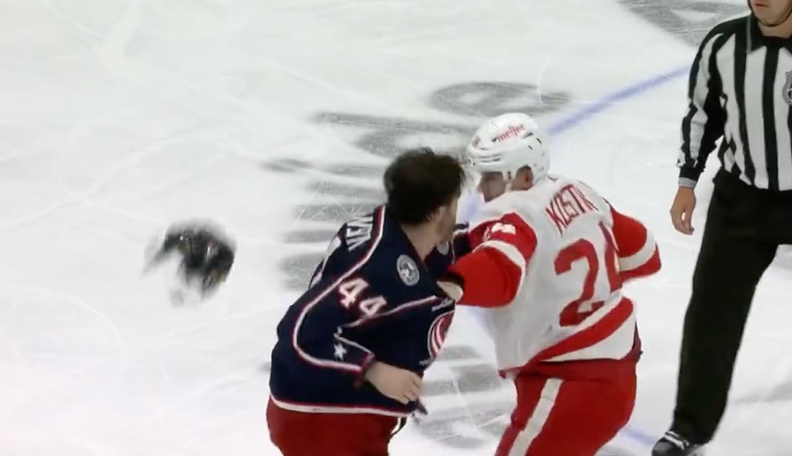 Klim Kostin's first Red Wings fight is a spirited bout! 