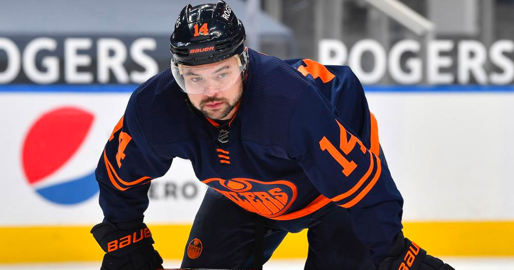 Former Oilers forward Devin Shore signs a new contract in free agency