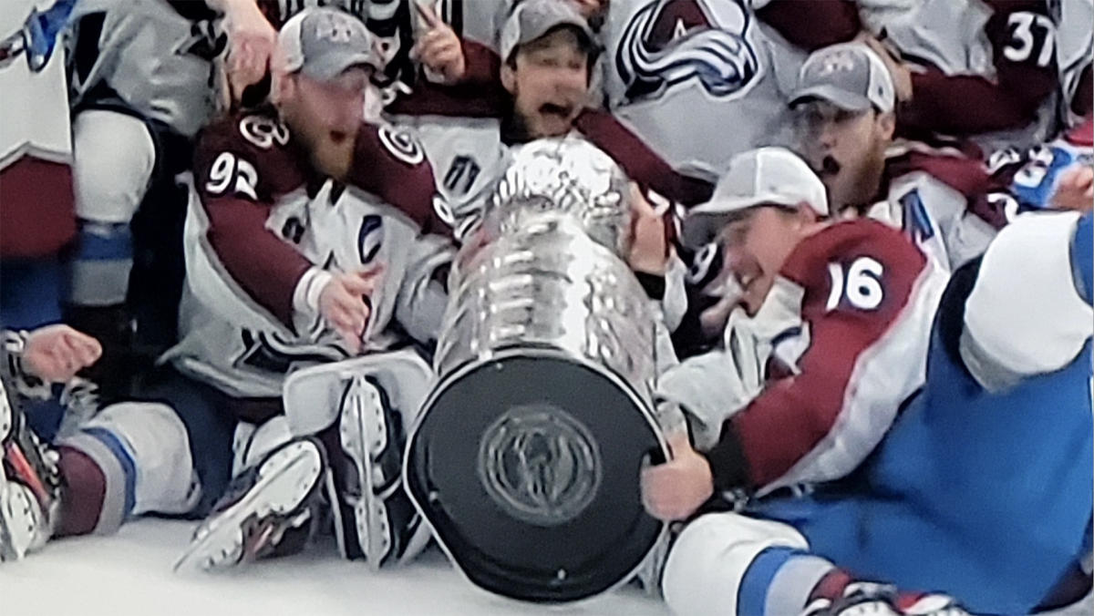 Nicolas Aube-Kubel explains what happened when he dented the Stanley Cup