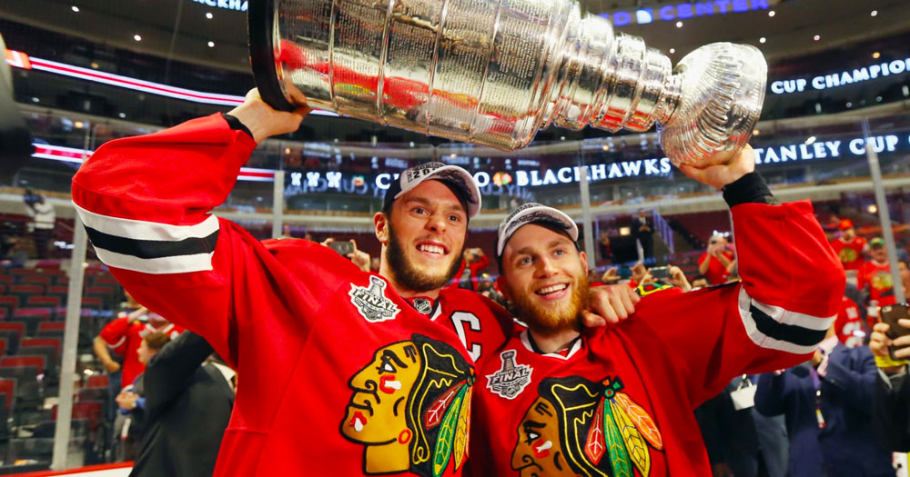 Report: Toews and Kane linked to Eastern Conference contenders in latest trade talks