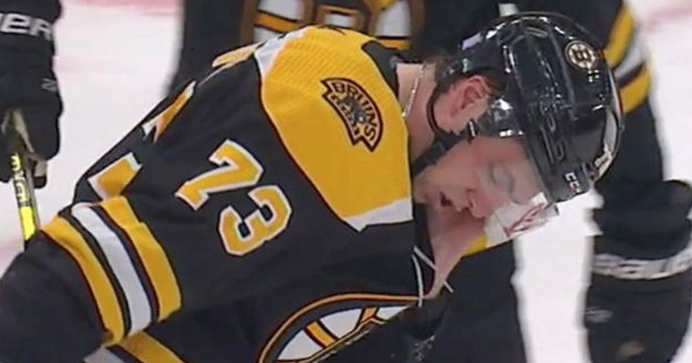 Bruins receive the worst possible injury in tonight's game against Leafs 