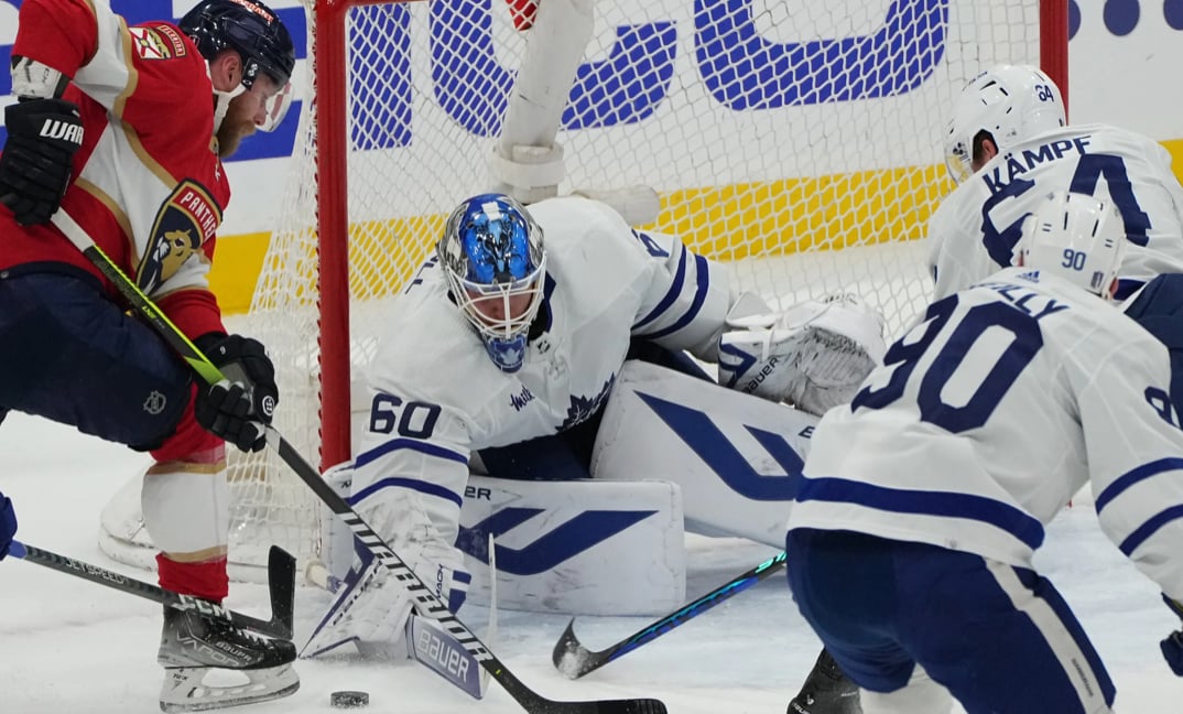 Maple Leafs players have words for Joseph Woll 