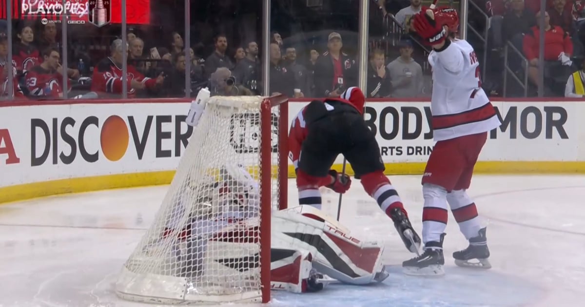 Timo Meier takes out Frederik Andersen in Game 4.