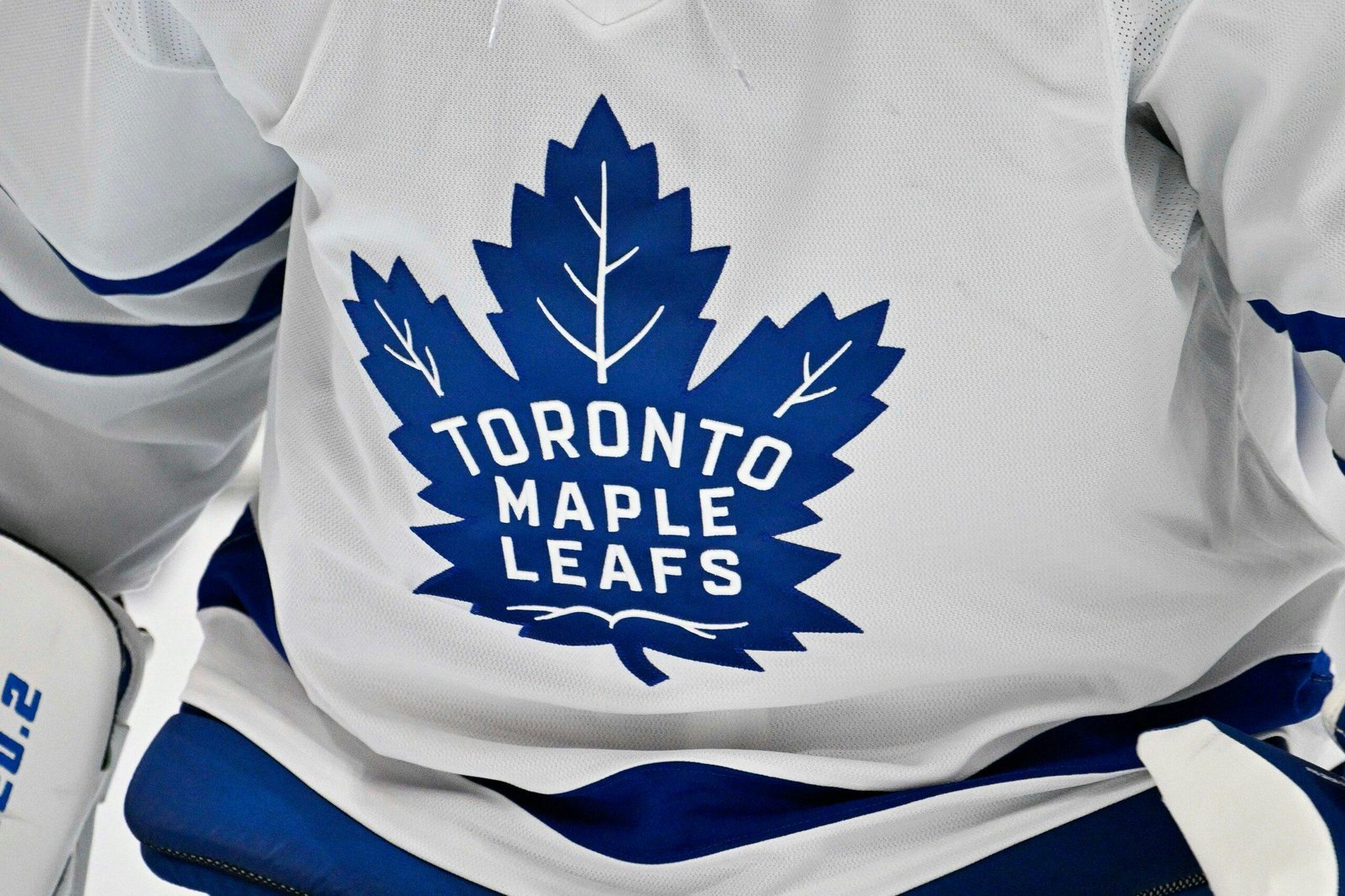 Maple Leafs face huge problem with one key free-agent signing!