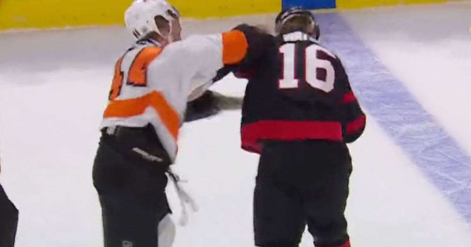 Flyers’ Nic Deslauriers fights two Sens in one shift!