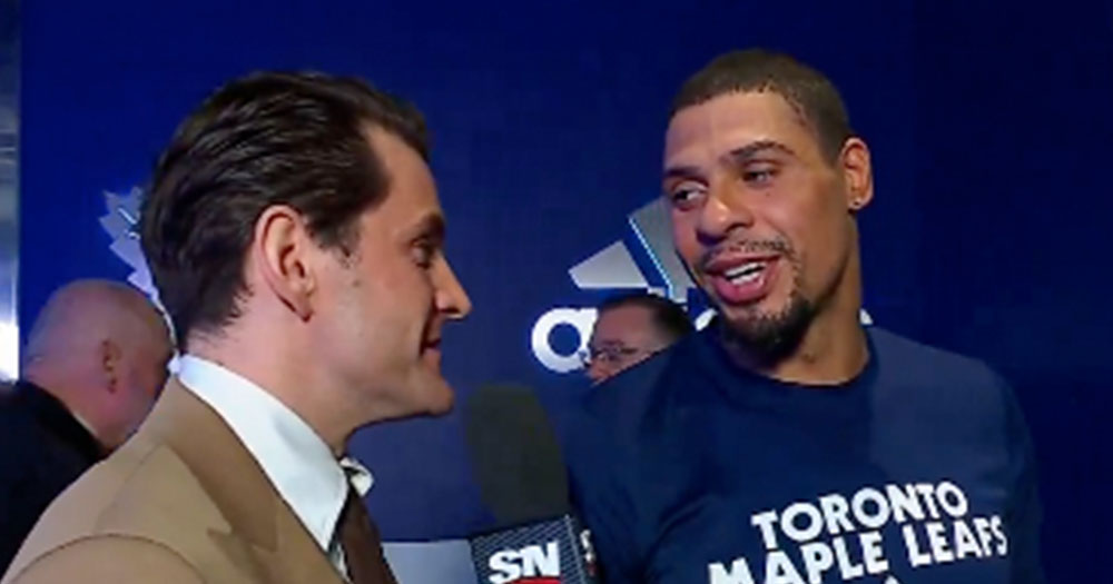 Reaves taunts Tkachuk, then wants to show off his body on post-game