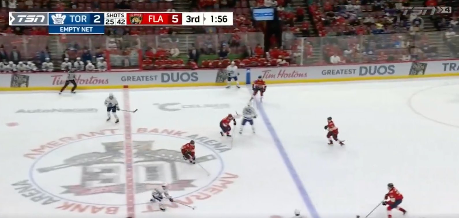 Panthers fans mock Maple Leafs fans 