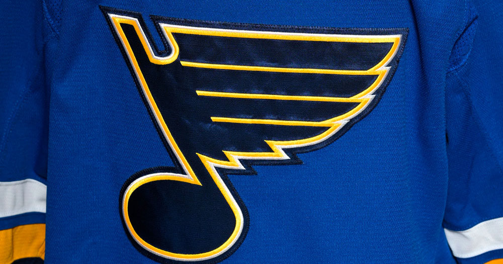 Former Leafs and Bruins forward signs with Blues