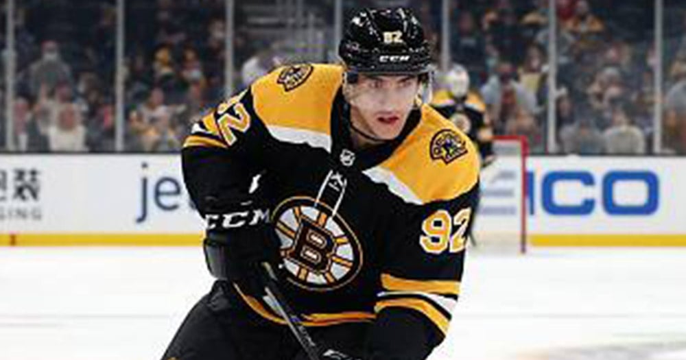 Tomas Nosek scores 1st Bruins goal on a GORGEOUS 3-way passing play (VIDEO)