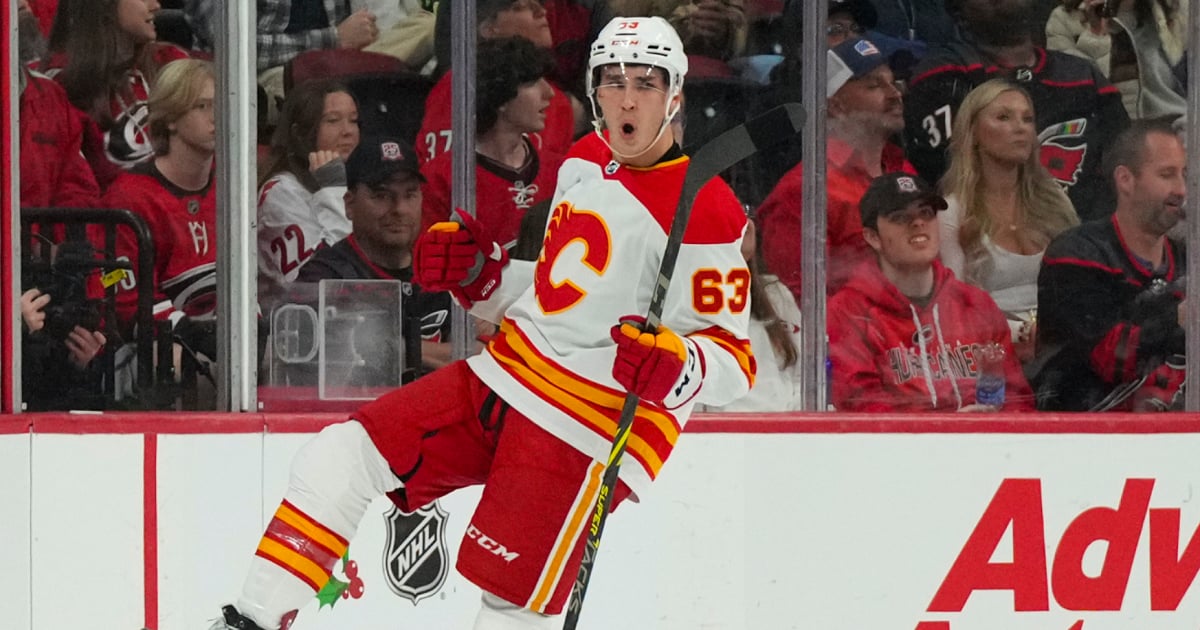 Matthew Phillips snubs the Calgary Flames in free agency.