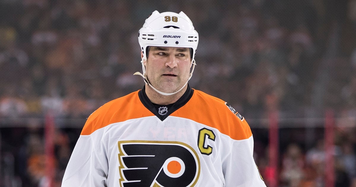 Eric Lindros sends a message to Connor Bedard.