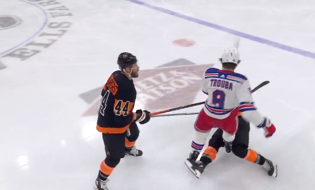 Jacob Trouba singlehandedly wrecks the Flyers 