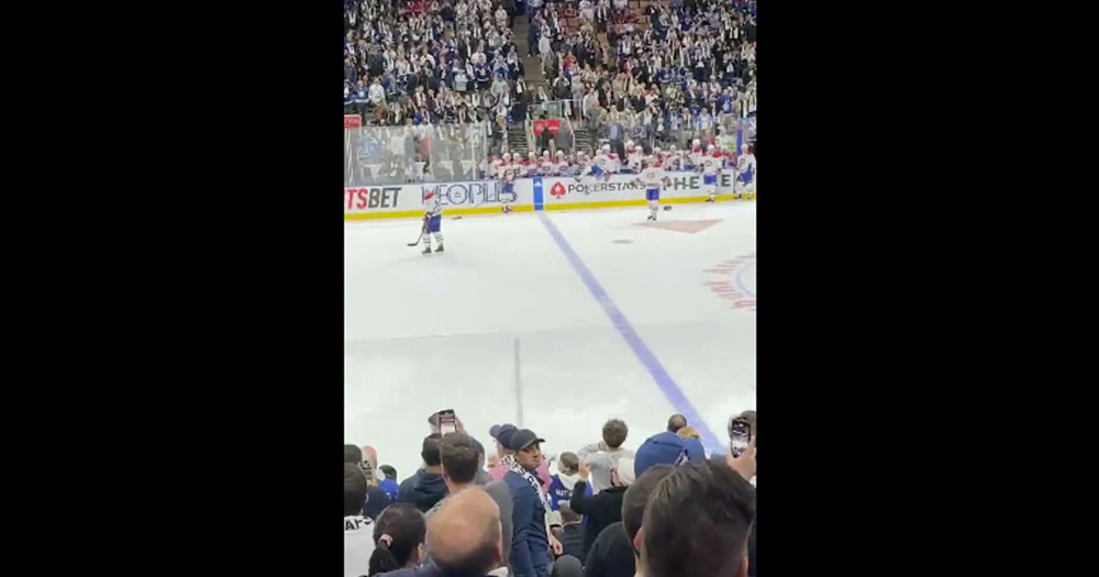 Leafs fans can't even be bothered to throw hats on the ice following Auston Matthews' hat trick