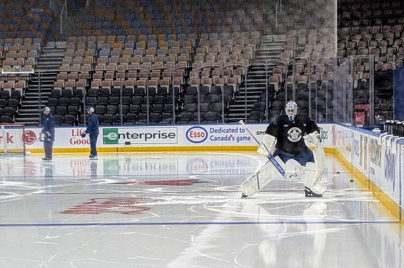 Matt Murray rejoins the Maple Leafs ahead of Game 2