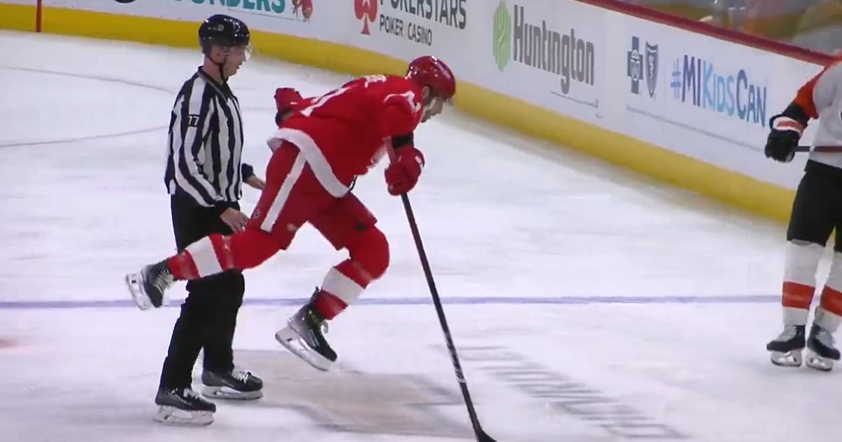 Shayne Gostisbehere trolls referee right to his face.