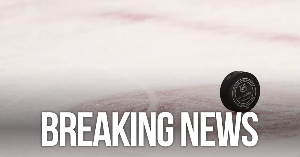 Son of NHL coach leaves team, wants to sign with his Dad!