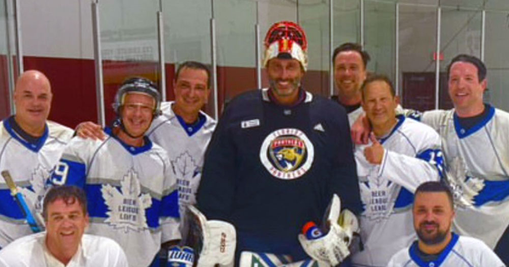 Luongo crashes beer-league game after team posts 'goalie needed' ad on Facebook