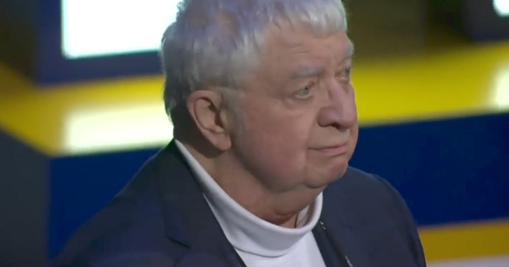 LOOK: Buffalo Sabres raise banner honoring the retiring Rick Jeanneret