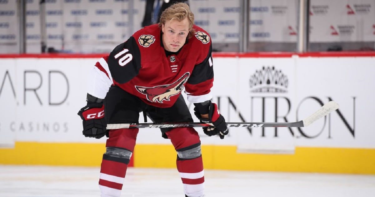 Leafs wave Dzingel immediately after trading for him.
