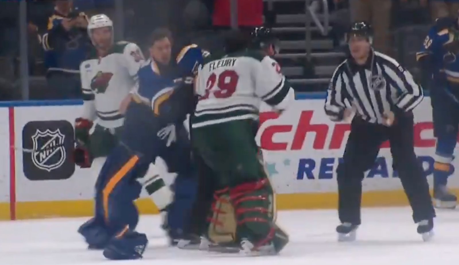 Jordan Binnington flips out, Marc-Andre Fleury wants to fight him in chaotic incident in St. Louis