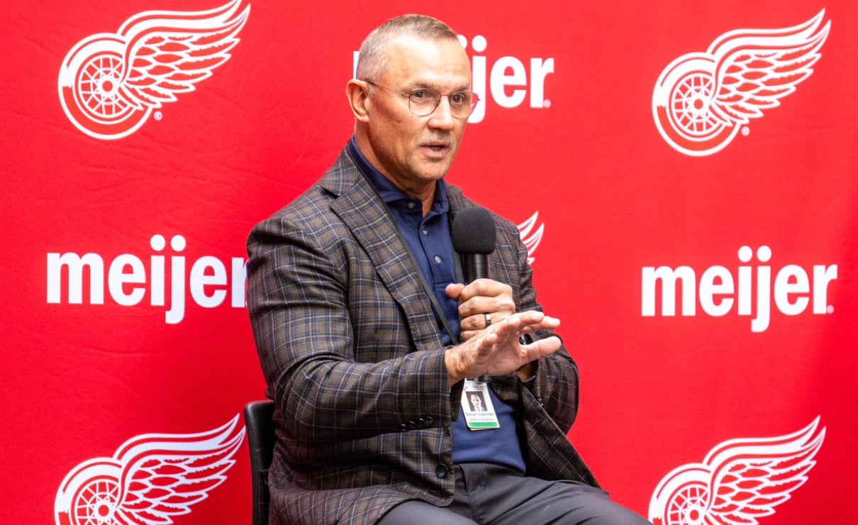 Steve Yzerman shares vision for 2023-24 Red Wings season 