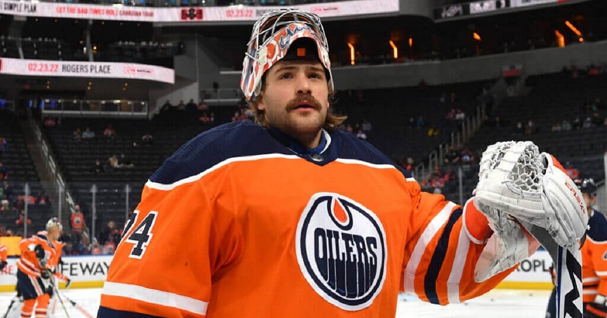 A closer look at Stuart Skinner's 'big mistake' in Game 6.