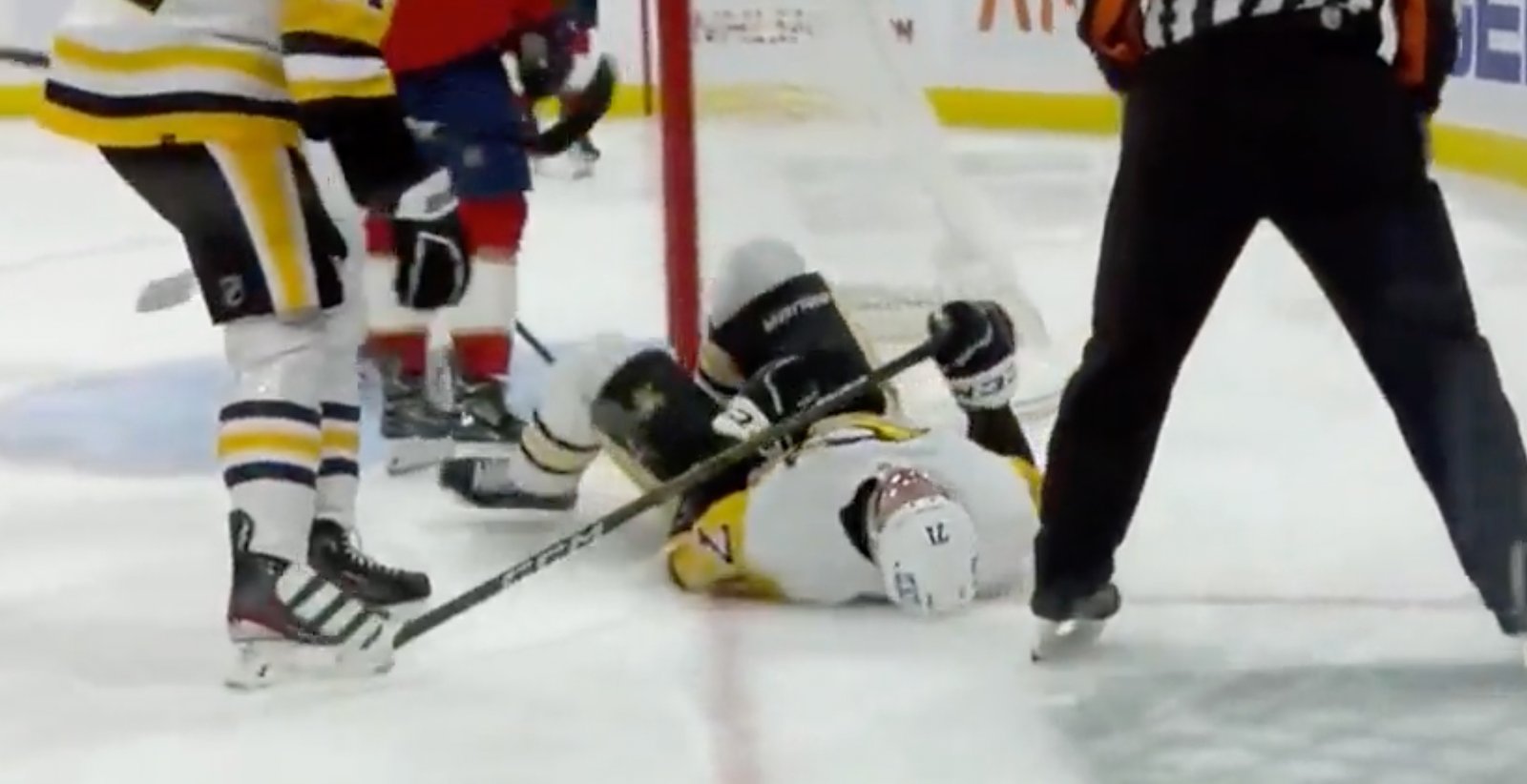 Sidney Crosby injures Evgeni Malkin with slap shot! 