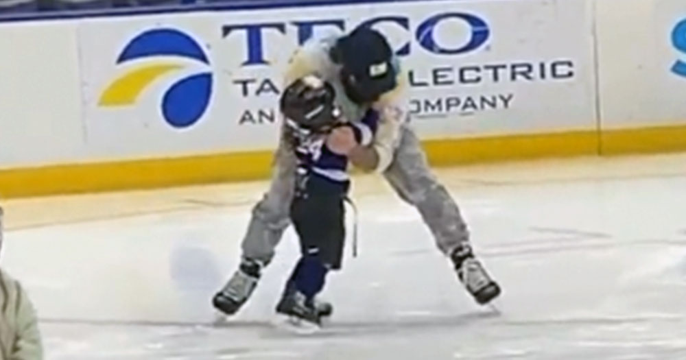Zach Bogosian drops the gloves with his 3 year old son