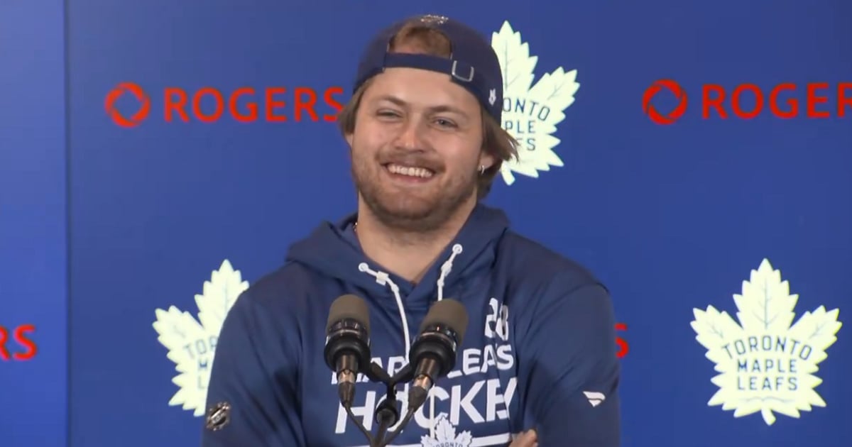 William Nylander sends Zach Hyman a message before tonight's game.