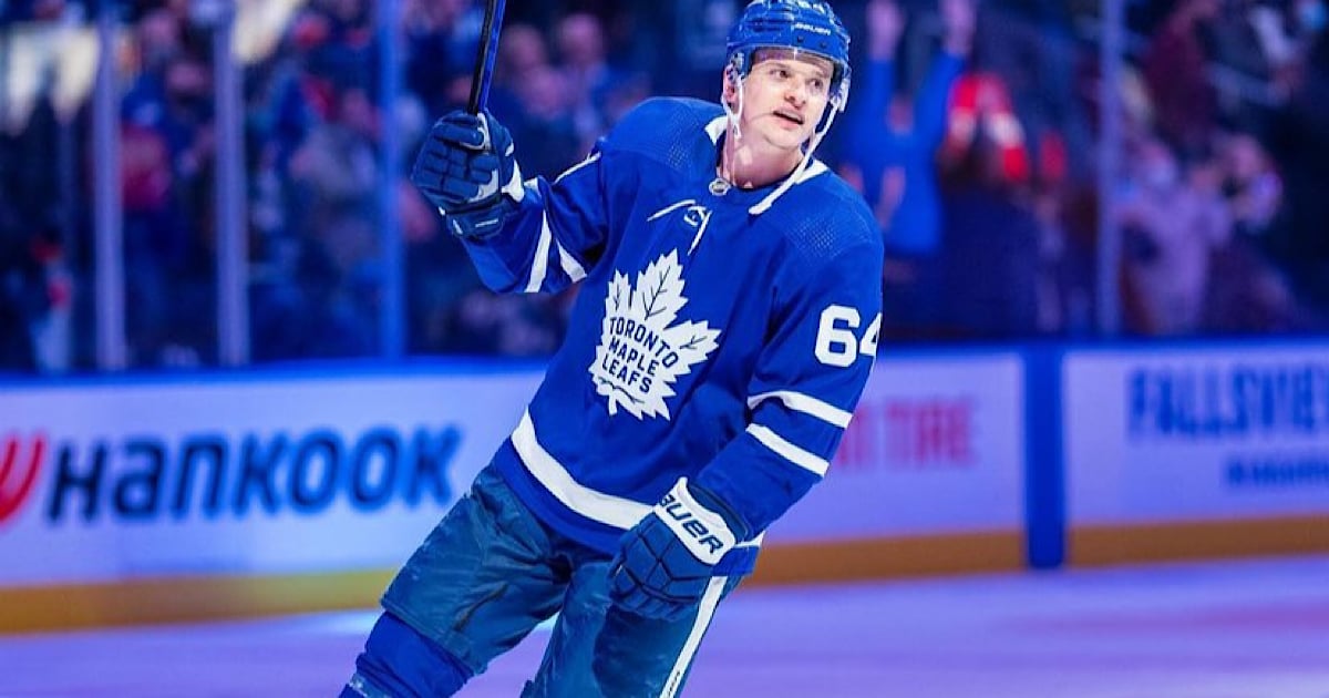 David Kampf injured at World Championship of hockey.