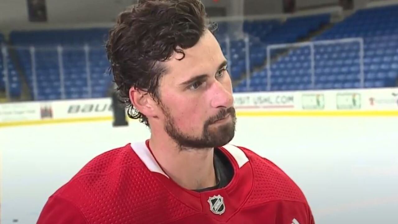 Dylan Larkin refuses trade, but seeks huge contract in Detroit