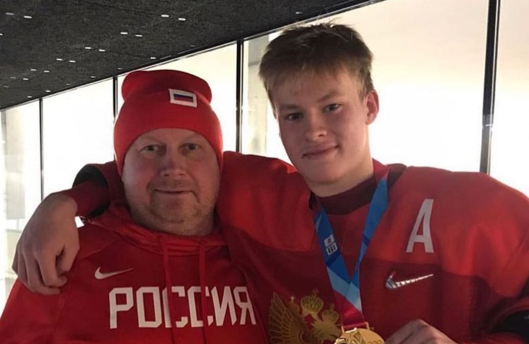 Heartbreaking message from Matvei Michkov following his father’s suspicious death in Russia