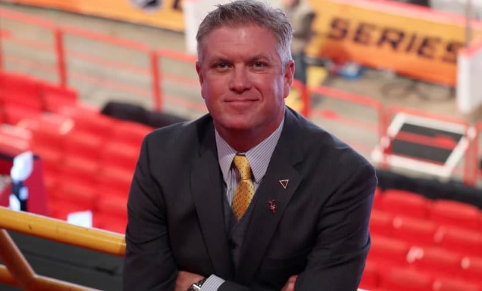 Avalanche commentator Mark Moser goes viral for call on OT loss 
