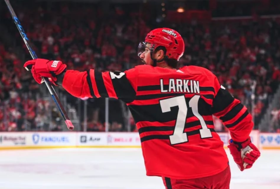 Discouraging health update released on Dylan Larkin 