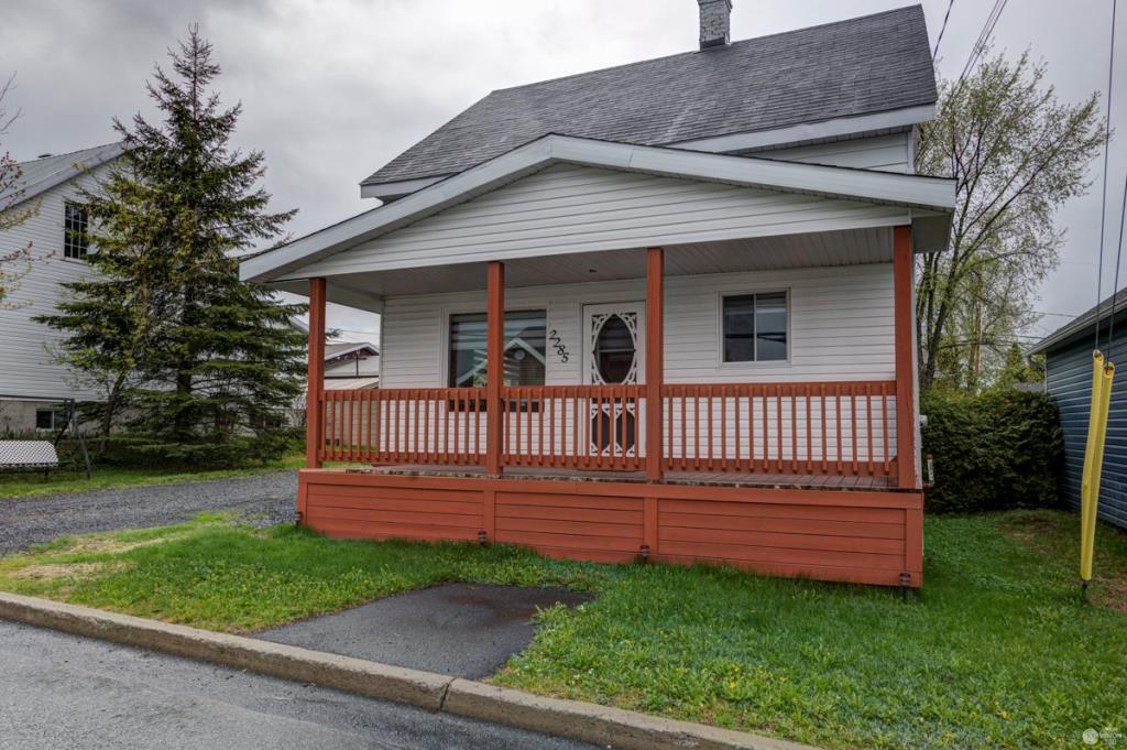 Maisonnette de 2 chambres en plein cœur des services à vendre pour 68 500$